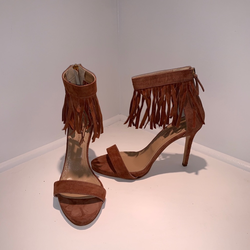 BCBG brown/tan suede fringe heels!